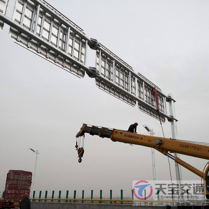 文昌高速公路标志杆厂家 指引着人们安全行驶